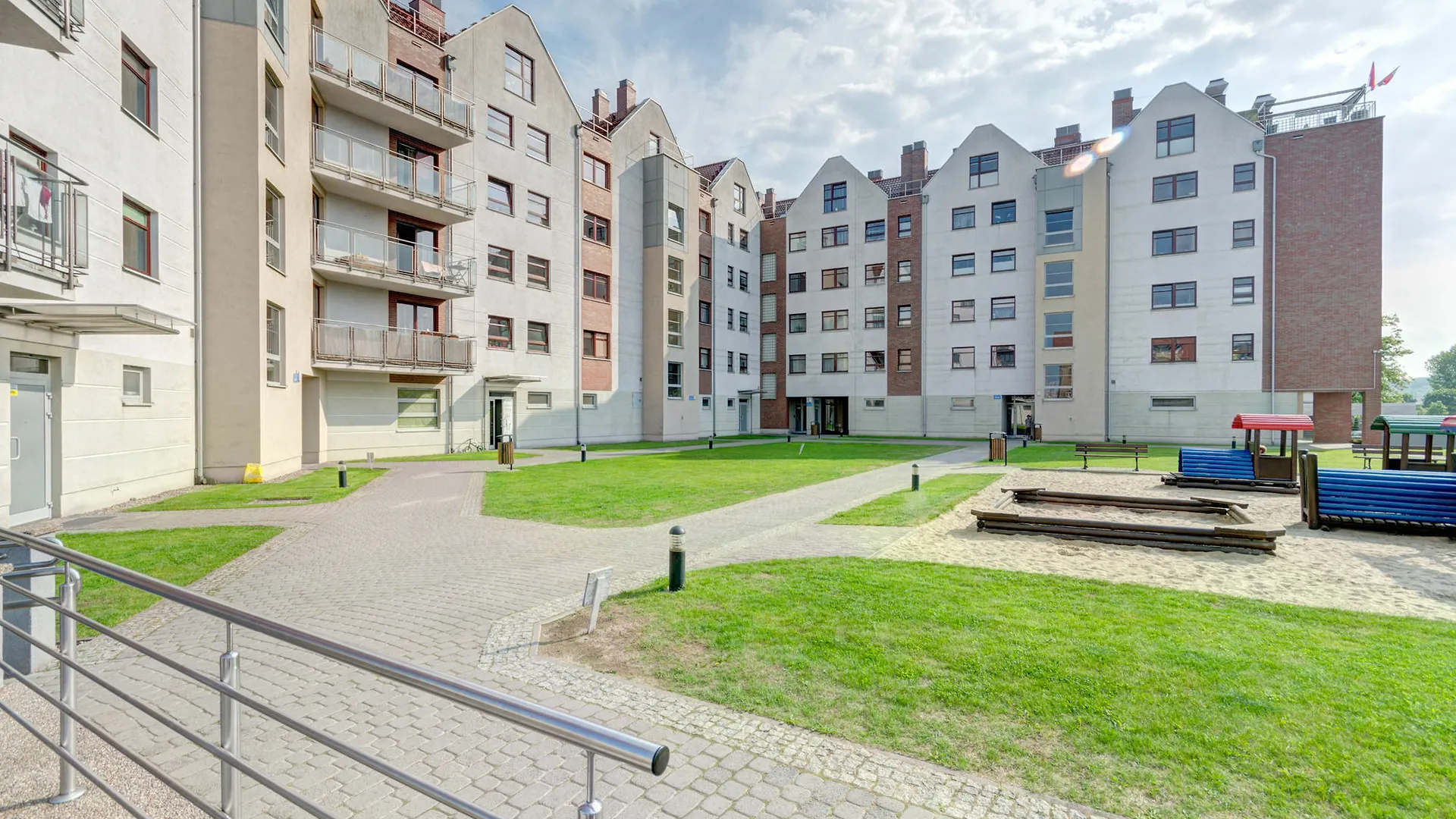 Dom & House - Apartments Kamienice Nad Motlawa Gdansk 0*,  Poland